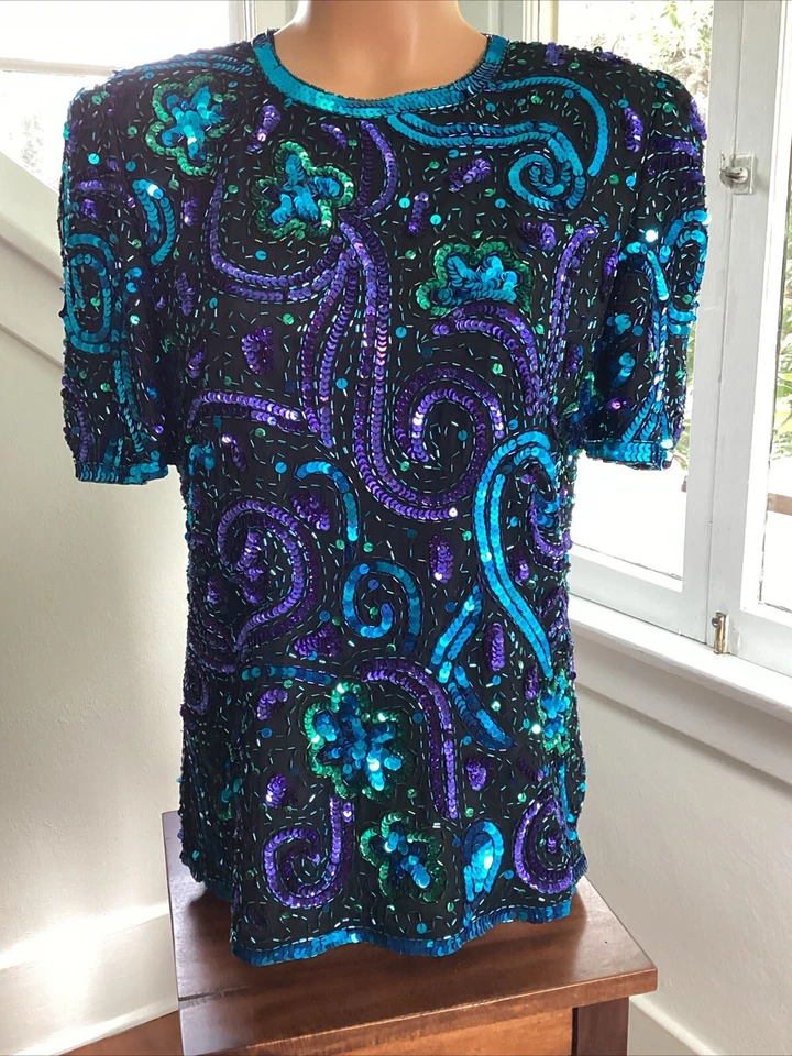 De Colección Lawrence Kazar Seda Lentejuelas Cuentas Top Ramo Verde Azulado Negro Púrpura Formal Talla PS Foto 1 de 4