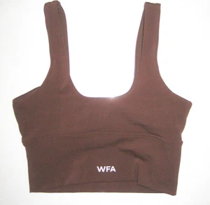 as NEW **White Fox*crop/sports bra - sz XS ladies - Picture 1 of 2