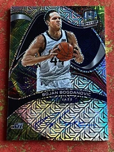2021-22 Panini Spectra Bojan Bogdanovic Signature Meta Prizm Auto /25 #S-BJB - Picture 1 of 3