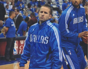 JJ Barea *MN Timberwolves* Mavericks Signed Auto 8x10 Photo J6 COA GFA PROOF! - Bild 1 von 1