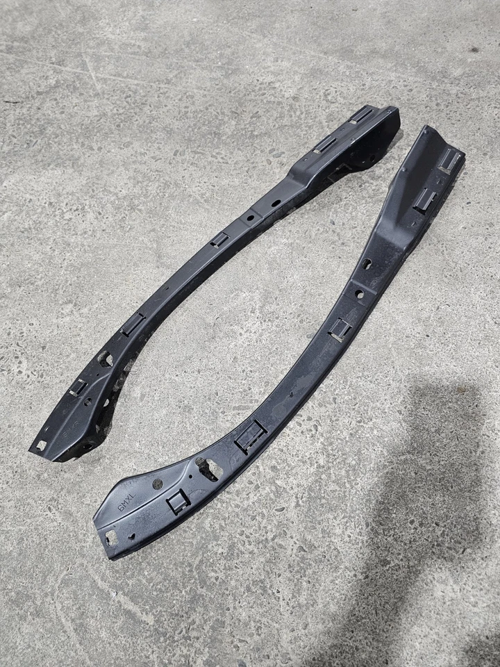 05-06 ACURA RSX SOPORTES DE MONTAJE DE LUZ TRASERA IZQUIERDA Y DERECHA OEM Foto 1 de 1