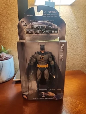 Figura de acción Batman History of The DC Universe Serie 1 de DC Direct (Nueva) Foto 1 de 4