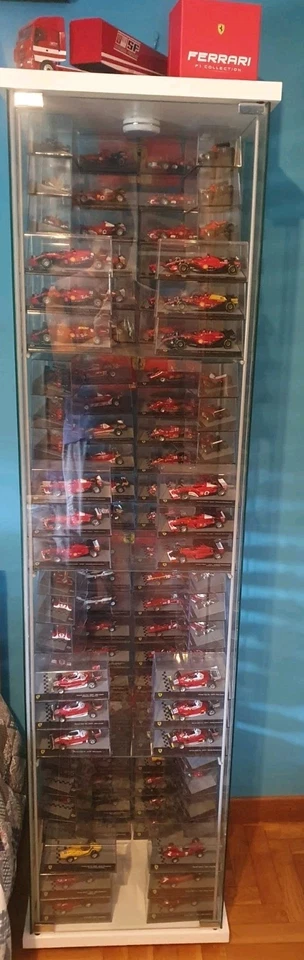 FERRARI F1 COLLECTION COMPLETA 120 NUMERI PIÙ CAMION FERRARI E VETRINA . - Immagine 1 di 4