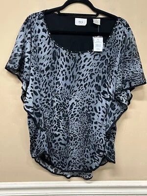 Blusa ECI Negra Gris Estampado Animal Talla XL NUEVA CON ETIQUETAS Foto 1 de 4