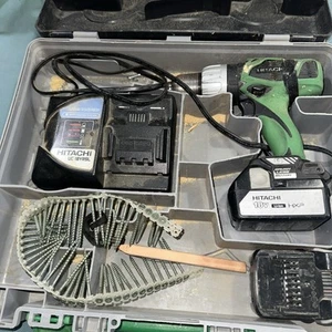 Hitachi Cordless Lithium-Ion 18V Impact 1/4" Driver WH18DSAL With 2 Batteries - Picture 1 of 6