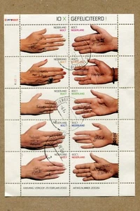 NETHERLAND, GEFELICITEERD, CONGRATULATIONS HANDS, POSTAGE STAMPS MINI-SHEET - Picture 1 of 2