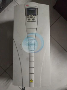Inversor ABB usado 1 pieza ACS550-01-125A-4 probado - Imagen 1 de 1