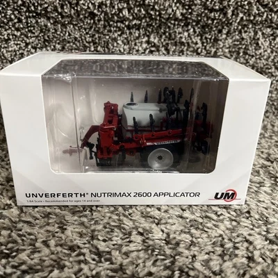 1:64 SpecCast Unverferth NutriMax 2600 Liquid Fertilizer Applicator RED Wheel - Image 1 of 3