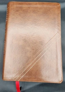NKJV Word Study Reference Bible Leathersoft Brown Red Letter Comfort Print - Imagen 1 de 15
