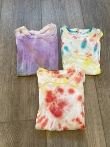 Juego de 3 camisetas Hanes niños niñas tie dye talla M, teñidas a mano espiral/gradación - Imagen 1 de 10