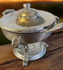 Plato cubierto Continental Silver Co Wild Rose martillado aluminio Brilliantone 1058 - Imagen 1 de 14