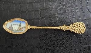 Mockba Russia Souvenir Spoon Spasskaya Tower Enamel and Gold-Tone Metal Moscow - Foto 1 di 6
