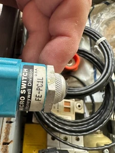 PAIR (2) Microswitch FE-PC1L THEY LOOK LIKE THEY ARE A SET. - Picture 1 of 3