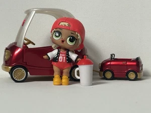 LOL Surprise Puppe & Auto LOT - Red Little Tikes COZY COUPE, Mini Wagon, & MC SWAG - Bild 1 von 9