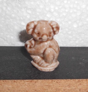 Wade Whimsies rote Rose Tee Panda Miniatur Figur - Bild 1 von 4