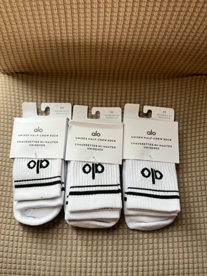 Alo Yoga Unisex Half Crew Throwbacks socks Bundle (3 pairs) Size Medium - Image 1 of 3