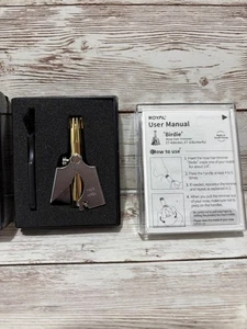 Recortadora de pelo nariz dorada ROYAL para hombre Golden Birdie, NUEVA - Imagen 1 de 3