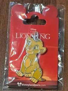 Simba mit Schmetterling Der König der Löwen - Disneyland Paris März 2022 Pin - Bild 1 von 2
