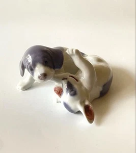 Royal Copenhagen Figurine Pointer Puppy Made In - Picture 1 of 6