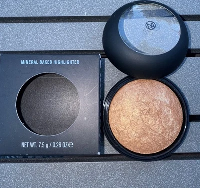 IL MAKIAGE Mineral Baked Highlighter Instant Glow RARE SHADE Full Sz 0.26 oz NIB - Image 1 of 4