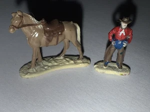 Micro Machines People Mini Figures Horse & Cowboy Vintage Galoob - Picture 1 of 8