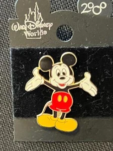 Disney Pin - Mickey Mouse - Greeting Arms Stretched New on Original Card - Picture 1 of 1