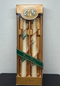 New Vintage Beeswax Designs 12" Spiral Taper Candles Handmade Christmas Holly - Picture 1 of 7