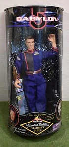 FIGURA DE ACCIÓN EXCLUSIVA PREMIERE DIAMOND COMIC BABILON 5 CPT JOHN SHERIDAN - Imagen 1 de 1