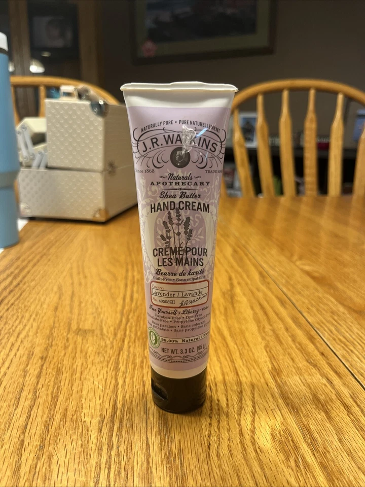 Creme para as mãos J.R. Watkins ~ Lavanda ~ 98% natural ~ 3,3 oz - Imagem 1 de 1