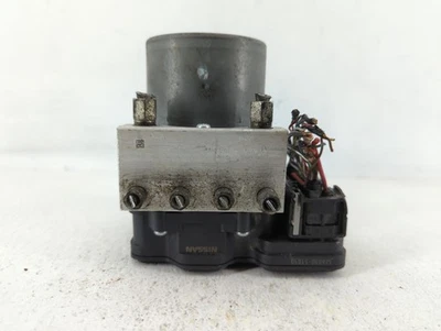 Módulo de control de bomba ABS NJ92X 2015-2017 Nissan Murano Foto 1 de 4