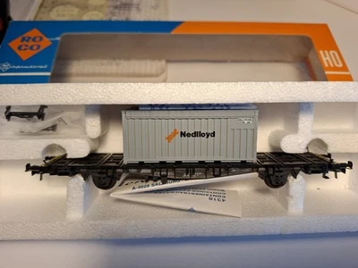 Roco H0 Containertragwagen Lgjs 46110 mit Container 20` Nedlloyd - Bild 1 von 4