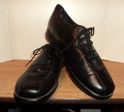 Munro American Women's Size 11 M Shoes Black Lace Up Leather - Image 1 of 4