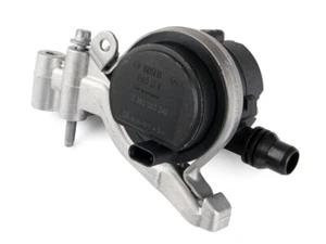 Bosch Coolant Pump for Mercedes A0005003600 A0005000900 A0005005400 - Picture 1 of 3