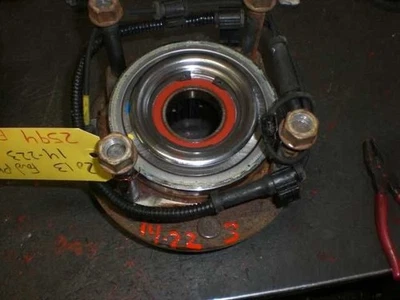 Buje delantero Ford F250 Super Duty 13 4x4 SRW 609256 Foto 1 de 4