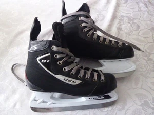CCM 01 Ice Skating Hockey Boots size 40 used - Picture 1 of 12