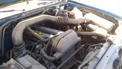 Воздухоочиститель 2 двери Sport 2,2 л 4 цилиндра VIN D подходит 98-03 ISUZU RODEO 26480539 - Изображение 1 из 4