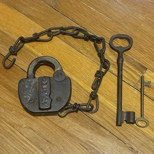 Adlake Lock No Key 1920 Antique 2 Random Skeleton Keys Included - Picture 1 of 5