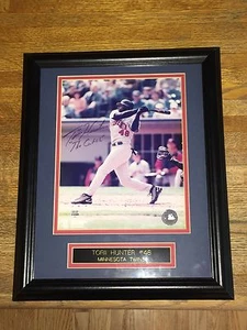 Torii Hunter Autographed/Framed Twins Photo-VG Condition - Picture 1 of 7