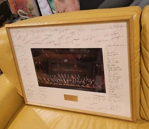 Seltenes Vintage National Symphony Orchestra Foto im Kennedy Center, vollständig signiert - Bild 1 von 11