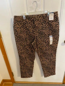 BRAND NEW WOMEN'S SIZE 16W PETITE TERRA & SKY STRAIGHT LEG Leopard JEANS - Picture 1 of 12