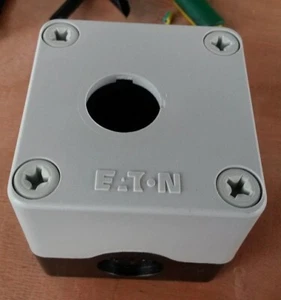 1pcs New EATON MOELLER Button Box A22-I1M - Picture 1 of 3