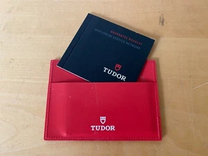 Card Holder + Guarantee Booklet Tudor Visita + Garanzia - Rosso - Come Nuovo - Foto 1 di 5