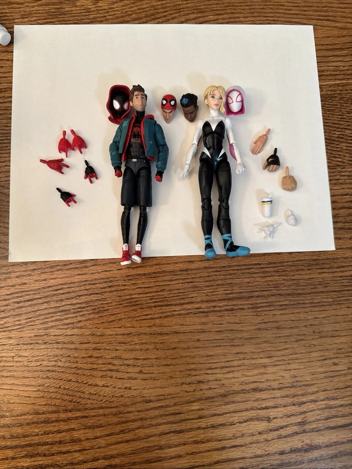 Marvel Legends SpiderMan Into the Spider-Verse Loose Lot Miles, Gwen, Peter Pig - Image 1 of 4