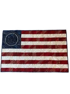 Amerikanische Flagge Handarbeit Quilt Maschine Quilten Vintage Perlen Knöpfe 26,5 x 42 - Bild 1 von 9