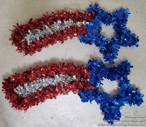 2 NEW FOURTH 4 OF JULY PATRIOTIC TINSEL SHOOTING STARS WALL OR DOOR DECOR - Picture 1 of 1