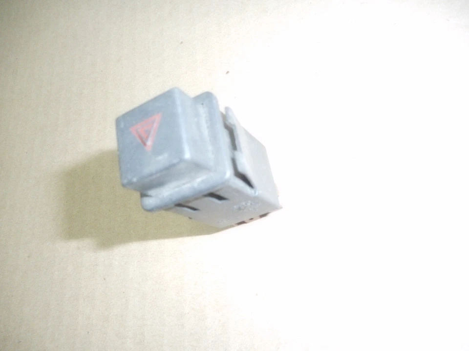 Lamborghini Countach Hazard light — 第 1/1 张图片