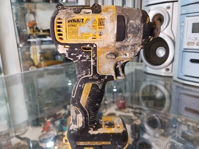 DEWALT DCF887-XE CORDLESS 18V XR BRUSHLESS IMPACT DRIVER 6.35mm 1/4" SKIN ONLY - Image 1 of 4
