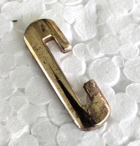 Vintage Initial Letter C Gold Tone Lapel Tie Pin 7/8" - Picture 1 of 5
