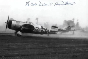 David Hamilton autographed 4x6 photo WW II D-Day Pathfinder Pilot Rare COA LOOK! - Picture 1 of 1