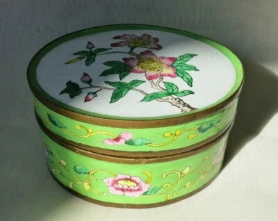 Antigua caja de baratija rosa familiar esmaltada cantón chino Foto 1 de 4